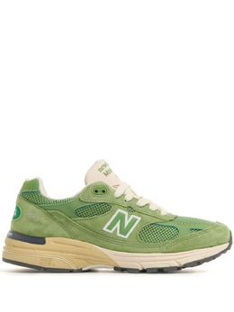 New Balance: Светлые кроссовки 