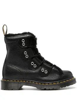 Dr. Martens: Чёрные ботинки 