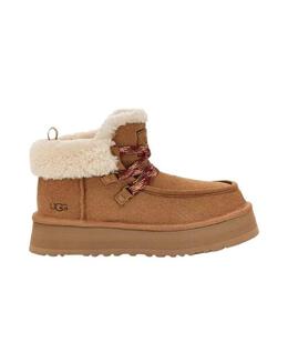 UGG AUSTRALIA: Бежевые ботинки 