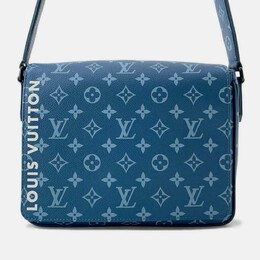 Louis Vuitton: Голубая сумка 