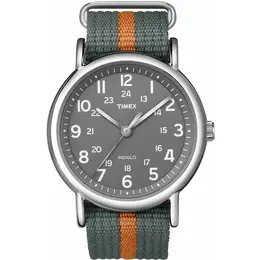 TIMEX: Часы 