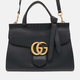 Gucci: Чёрная сумка  GG Marmont