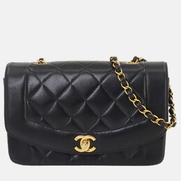 Chanel: Чёрная сумка 