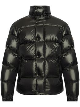 Moncler: Тёмная куртка 