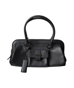 SALVATORE FERRAGAMO: Чёрная сумка 