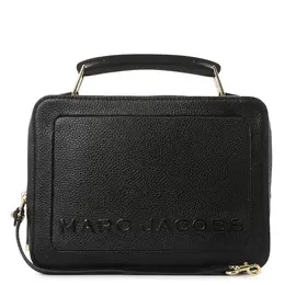 Marc Jacobs: Чёрная сумка 