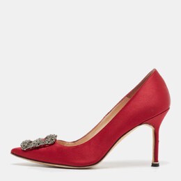 Manolo Blahnik: Красные туфли  Hangisi