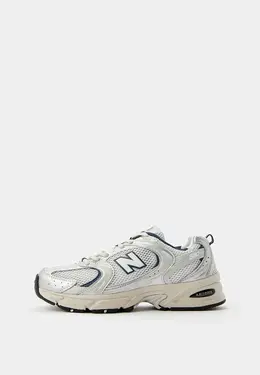 New Balance: Серебристые кроссовки 