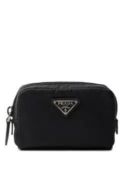 Prada: Чёрная сумка 