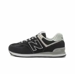 New Balance: Чёрные кроссовки  574