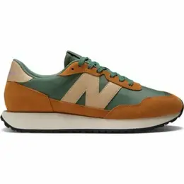 New Balance: Зелёные кроссовки 