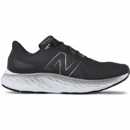 New Balance: Чёрные кроссовки 