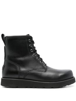 UGG: Чёрные ботинки 