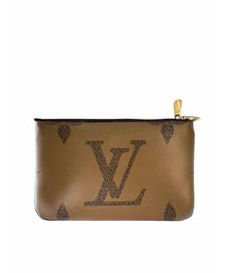 LOUIS VUITTON: Клатч 