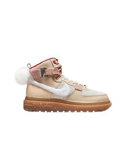 NIKE: Кроссовки 
