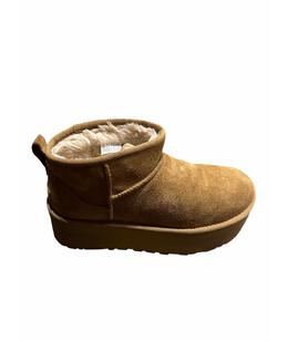 UGG AUSTRALIA: Ботинки 