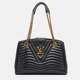 Louis Vuitton: Чёрная сумка 