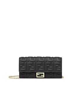 FENDI: Клатч 