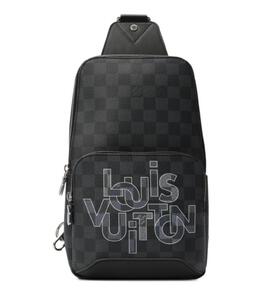 LOUIS VUITTON: Сумка 