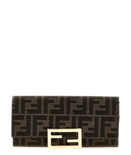 FENDI: Клатч 