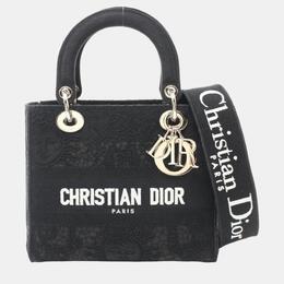 Dior: Чёрная сумка 