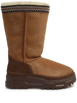 UGG: Коричневые ботинки 