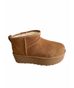 UGG AUSTRALIA: Ботинки 