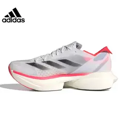 Adidas: Чёрные кроссовки 