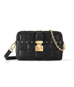 LOUIS VUITTON: Сумка 