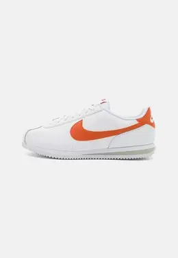 Nike: Белые кроссовки  Cortez