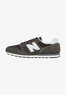 New Balance: Зелёные кроссовки 