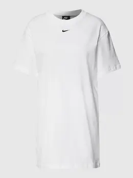 Nike: Белое платье 