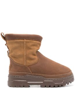UGG: Коричневые ботинки 