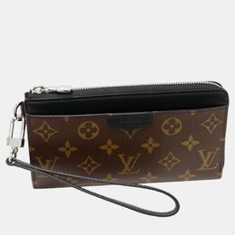 Louis Vuitton: Коричневый кошелёк 