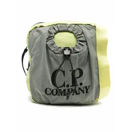 C.P. COMPANY: Зелёная сумка 