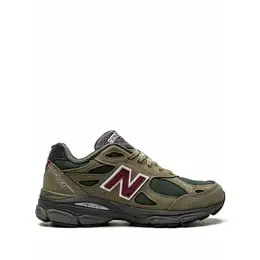 New Balance: Зелёные кроссовки 