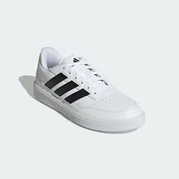 adidas: Белые кеды 