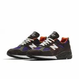 New Balance: Коричневые кроссовки  990