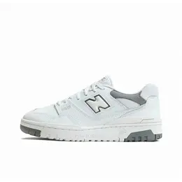 New Balance: Серые кроссовки  550