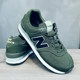 New Balance: Зелёные кроссовки  574