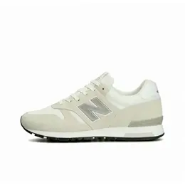 New Balance: Бежевые кроссовки 