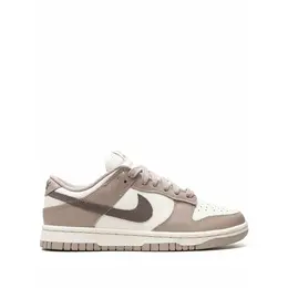 NIKE: Серебристые кроссовки  Dunk Low