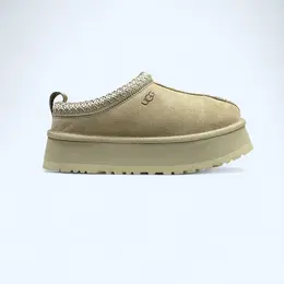 UGG: Бежевые угги 