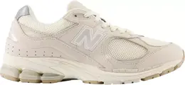 New Balance: Бежевые кроссовки  2002R