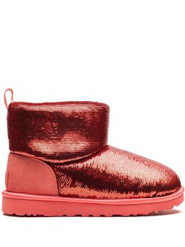 UGG: Розовые ботинки  Classic Mini