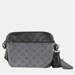 Louis Vuitton: Чёрная сумка 