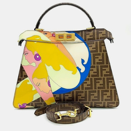 Fendi: Многоцветная сумка  Peekaboo