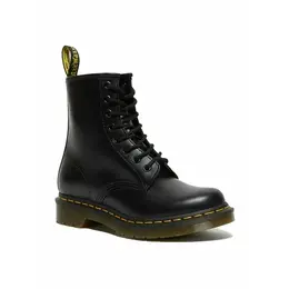 Dr. Martens: Чёрные ботинки 