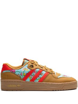 adidas: Коричневые кроссовки  Rivalry Low