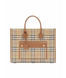 BURBERRY: Коричневая сумка 